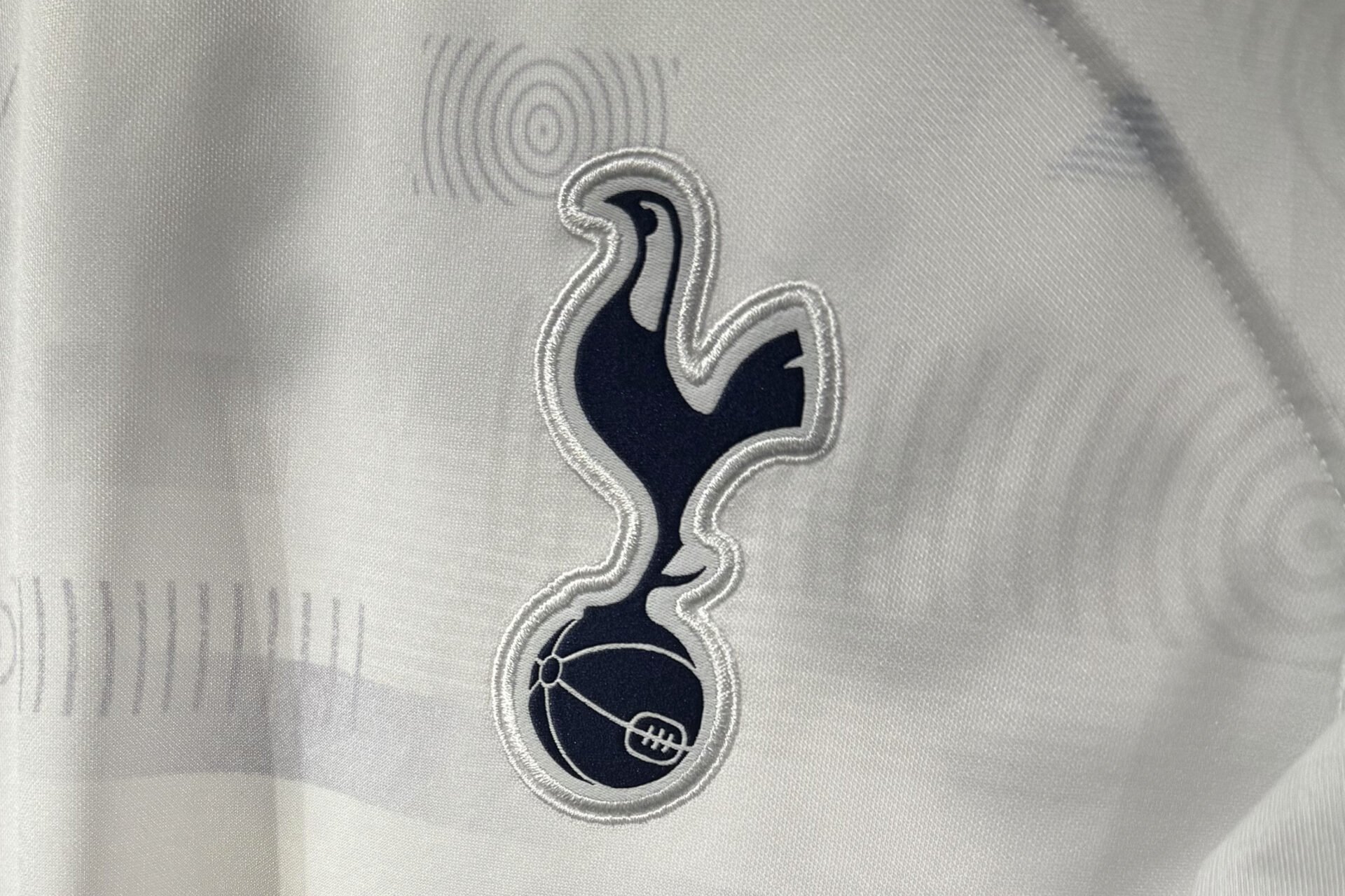 Tottenham announce 'agreement reached' for defender's exit - Spurs Web -  Tottenham Hotspur Football News
