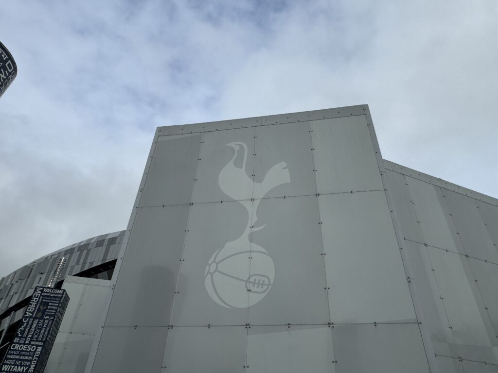 Garth Crooks warns Spurs that top target may have ‘a distinct lack of leadership’