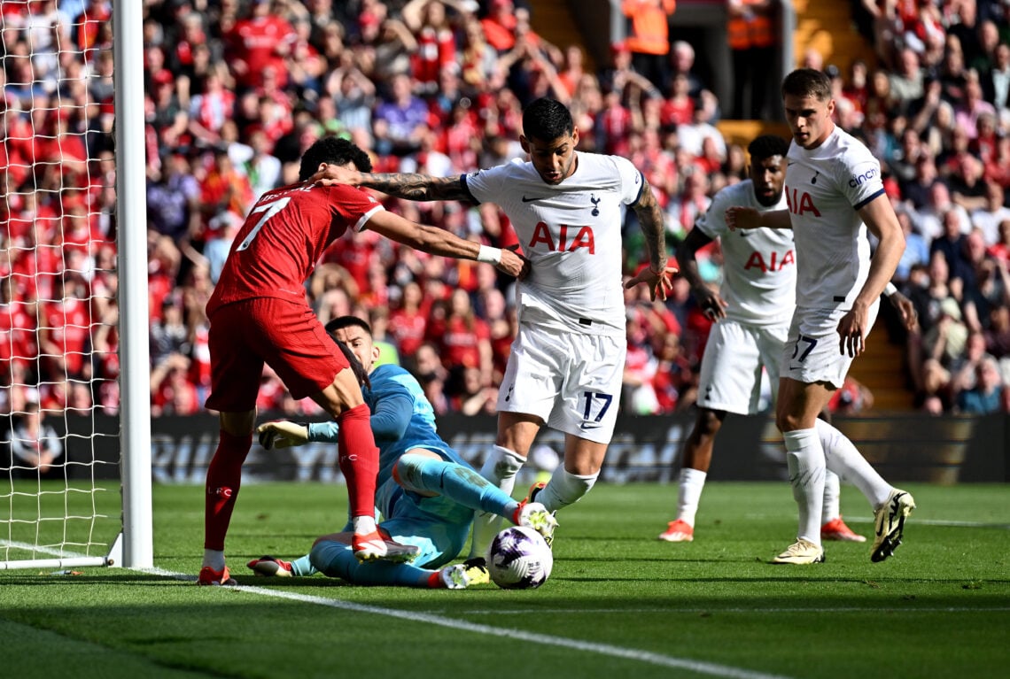 (THE SUN OUT, THE SUN ON SUNDAY OUT) Luis Diaz of Liverpool competing with Guglielmo Vicario of Tottenham Hotspur  during the Premier League match ...