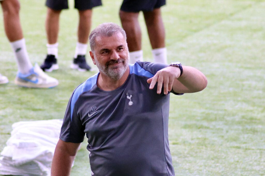 Ange Postecoglou reveals the type of striker he is looking to sign for Tottenham