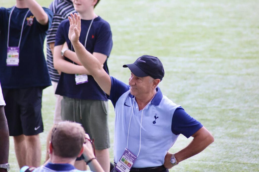 Ossie Ardiles says the English press does not give one Spurs star enough respect